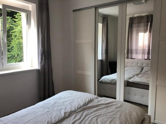 Velden View Ferienwohnung Mit Grosser Sonnenterrasse Und See- Und Karawankenblick Velden am Wörthersee Exteriör bild