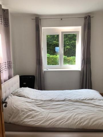 Velden View Ferienwohnung Mit Grosser Sonnenterrasse Und See- Und Karawankenblick Velden am Wörthersee Exteriör bild