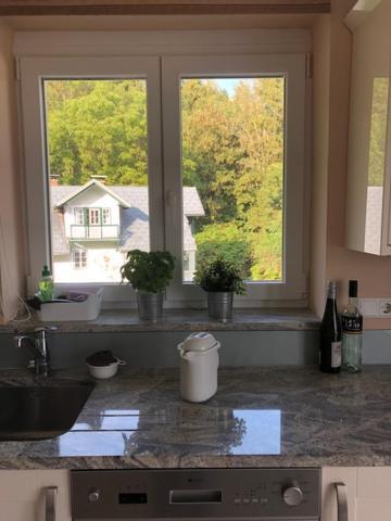 Velden View Ferienwohnung Mit Grosser Sonnenterrasse Und See- Und Karawankenblick Velden am Wörthersee Exteriör bild
