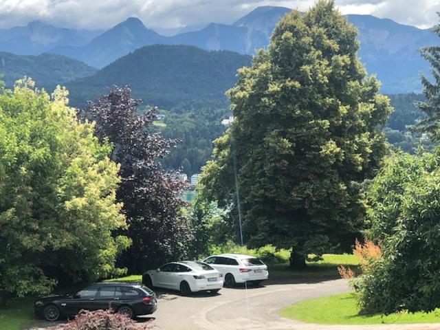 Velden View Ferienwohnung Mit Grosser Sonnenterrasse Und See- Und Karawankenblick Velden am Wörthersee Exteriör bild